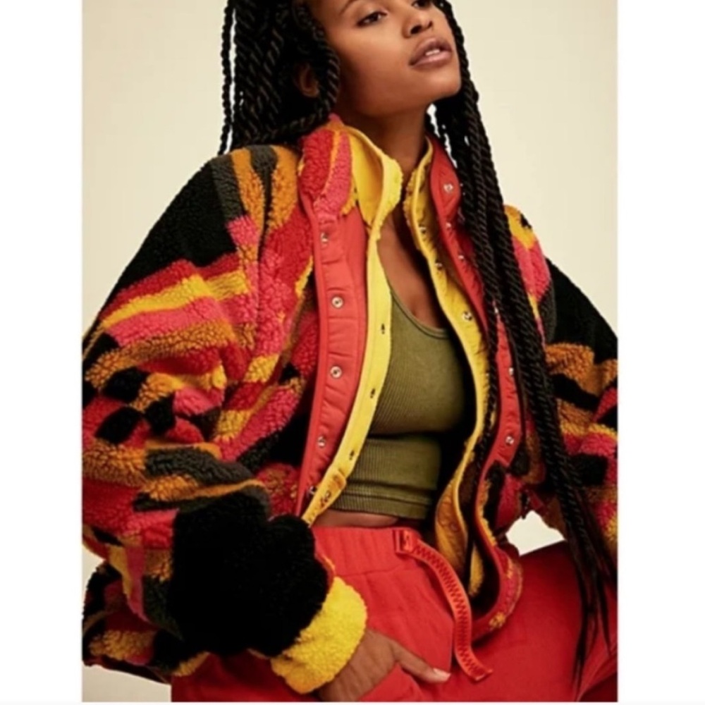 FP movement by free people hit the slopes in bright abstract size XS - Picture 2 of 6